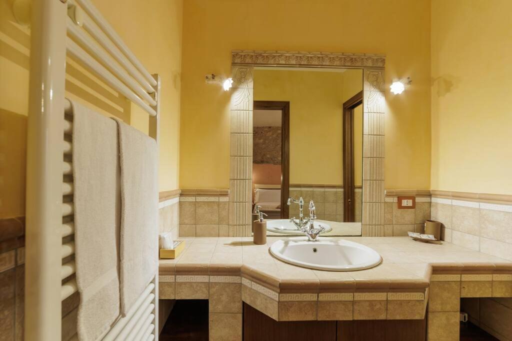 Appartamento Venturini Trevi Exterior foto