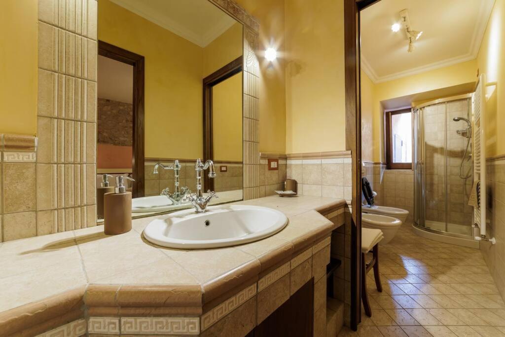 Appartamento Venturini Trevi Exterior foto